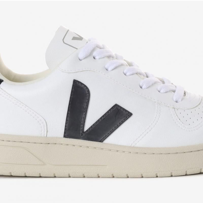 Veja White Leather Sneakers V 10 sVju231Vx07 901