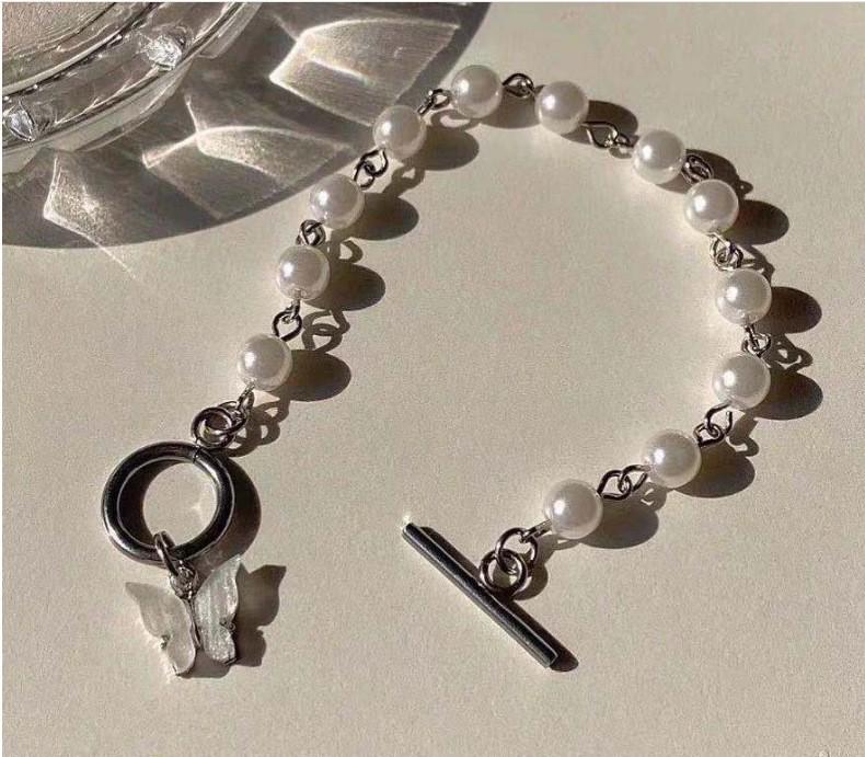 Armband mit Diamant-Schmetterling im koreanischen Stil für Damen – Trendiges schlichtes Design für Studentinnen und Freundinnen