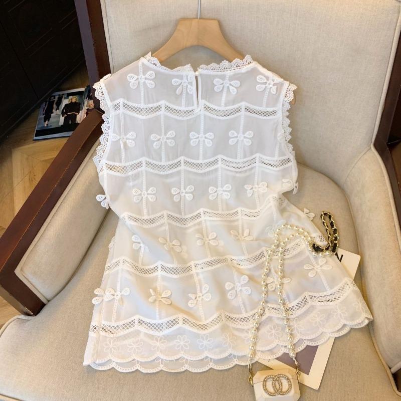 Lace Hollowed Out Flower Sleeveless Shirt for Women In Summer High-end and Western-style Shirt Vest Top