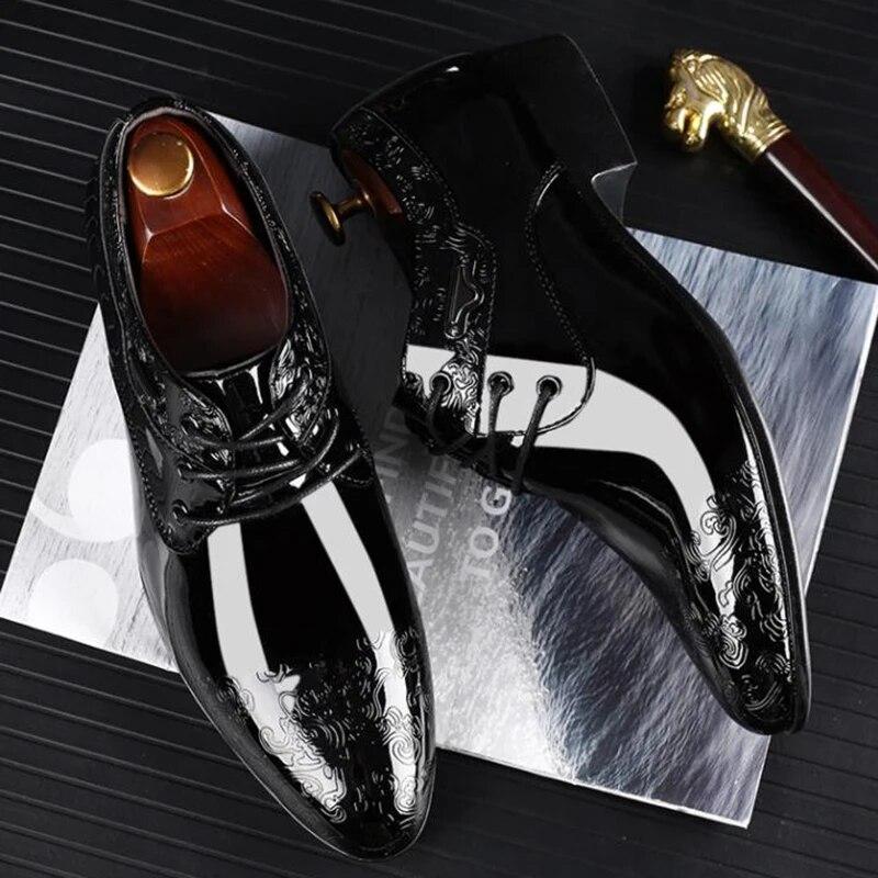 Lässige Business-Schuhe für Herren, formelle Schnürschuhe, Brogue-Schuhe aus schwarzem PU-Leder für Herren, Hochzeit, Party, Büro, Oxfords