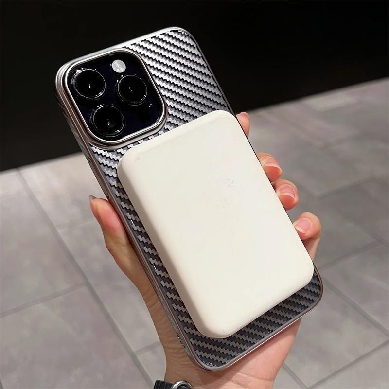 Electroplating Carbon Fiber Pattern Magnetic Suction Suitable for Apple 15 Mobile Phone Case Iphone14promax Transparent All Inclusive Protective Case