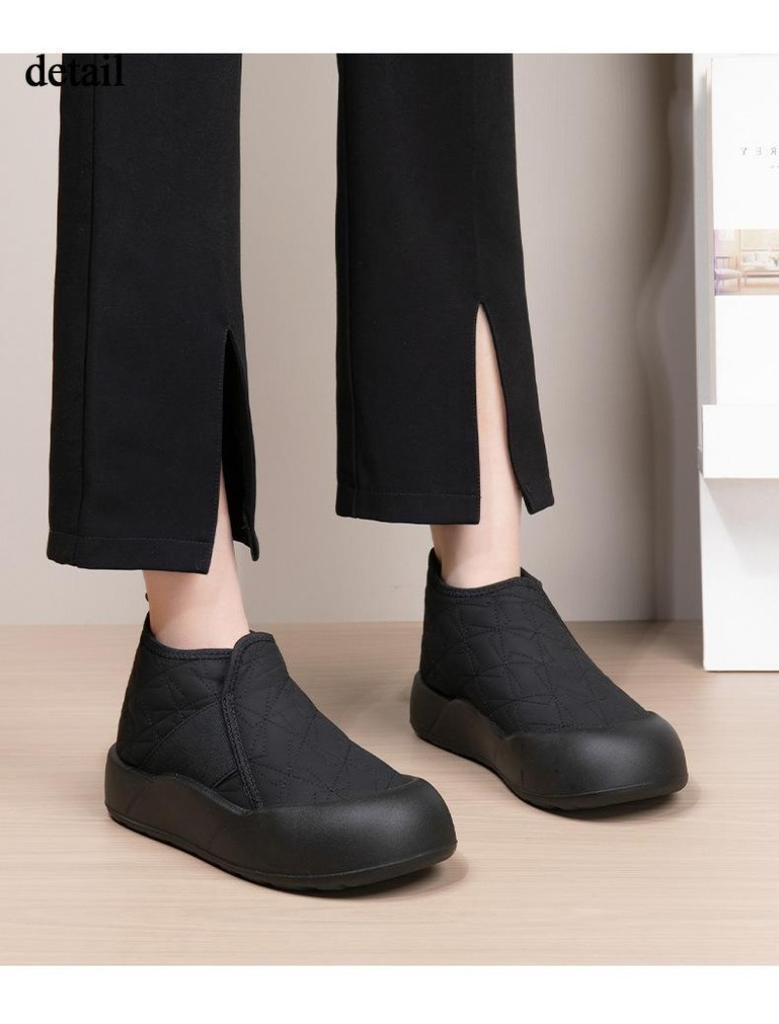 Ladies Winter Platform Snow Boots Anti Slip Warm Faux Fur Lining Ankle Booties Water Resistant Comfortable Fuzzy Walking Short Boots