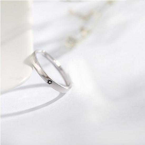 

Посеребренные регулируемые парные кольца «Солнце и Луна» - Набор для любви на расстоянии Adjustable