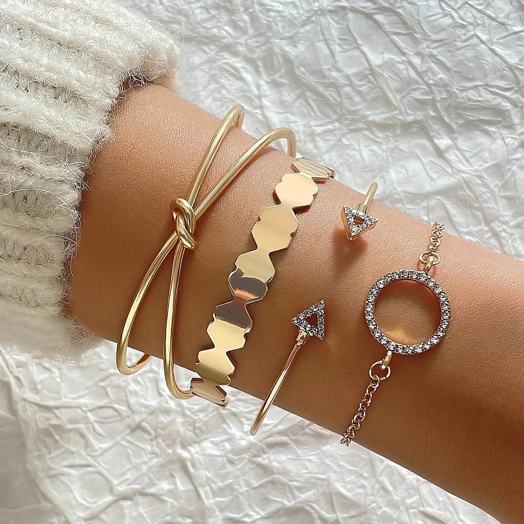 6Pcs/Set New Simple Gold Color Multilayer Bracelet Set for Women Rhomboid Twist Smooth Surface Bangle Zircon Party Gift