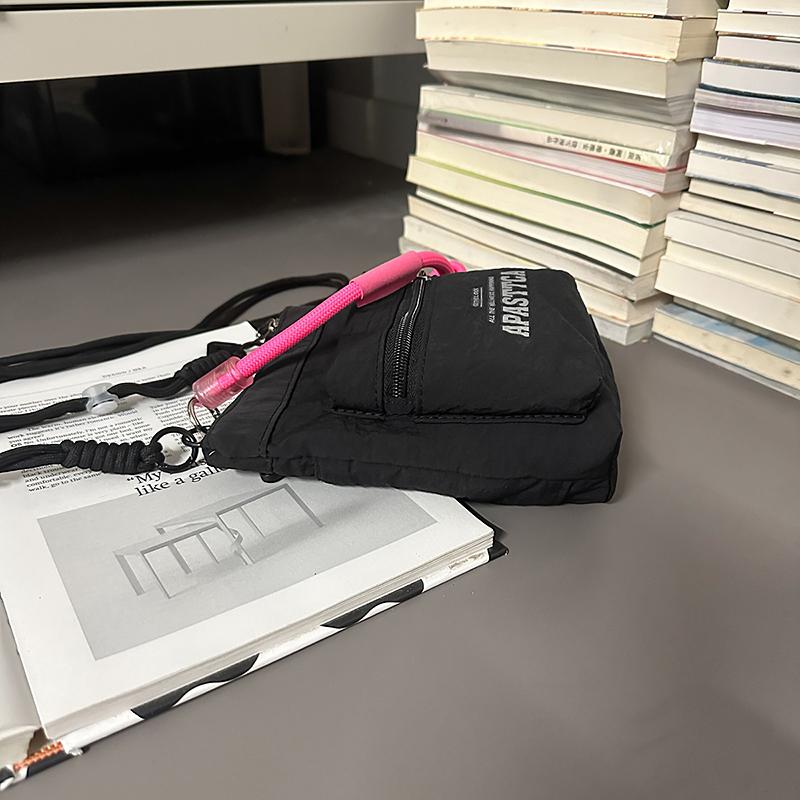 Lightweight Mobile Phone Bag Contrast Shoulder Bag Travel Crossbody Bag