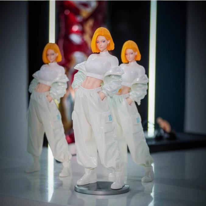 Dragon Ball Anime Android 18 Standing Figure - Two-Dimensional Beautiful Girl Desktop Ornament