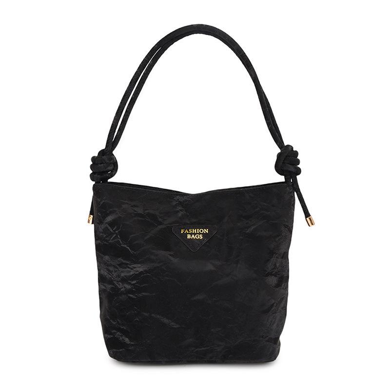 Chic Thickened Underarm Bag: Versatile, Casual Women s Handbag
