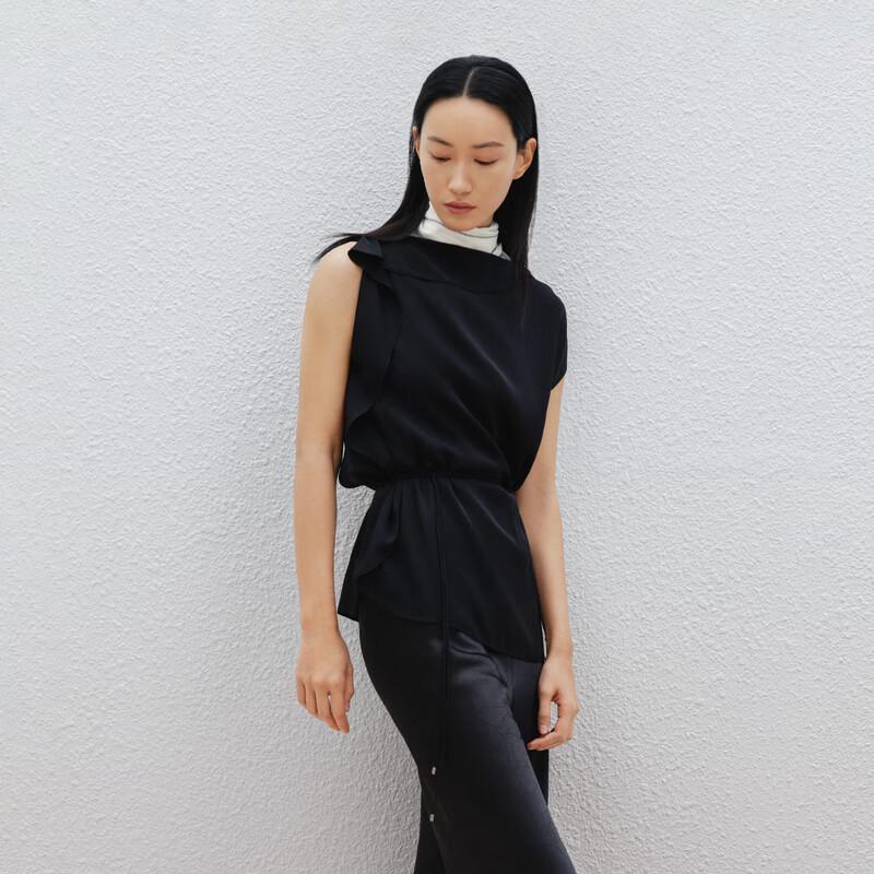 

OVVOVV Ruffle Trim Silk Sleeveless Vest XL