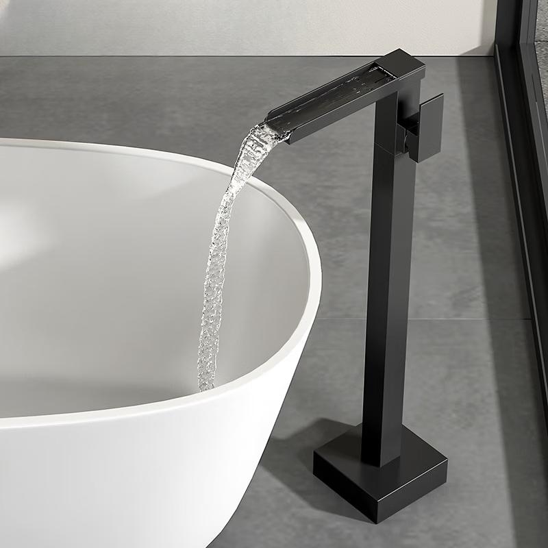 LANGZHIWEN Floor-Standing Bathtub Faucet