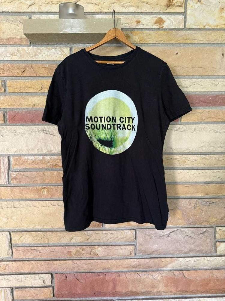 

Motion City Soundtrack Graphic Band Tee Shirt ALl Sizes D139 Unisex T-Shirt XL