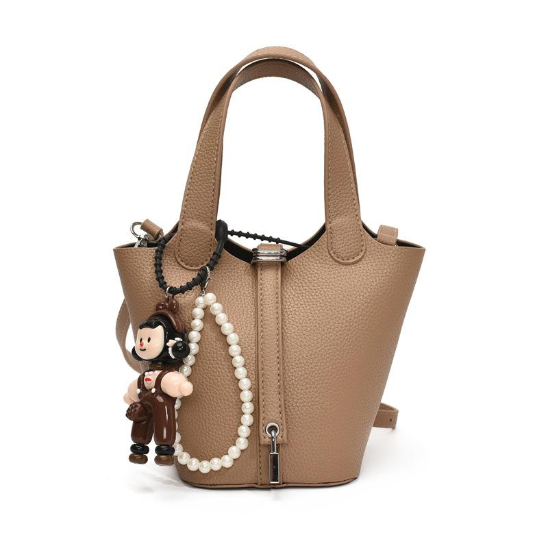 New Fashion Handbag Women's Versatile Shoulder Bag Large Capacity Messenger Bag