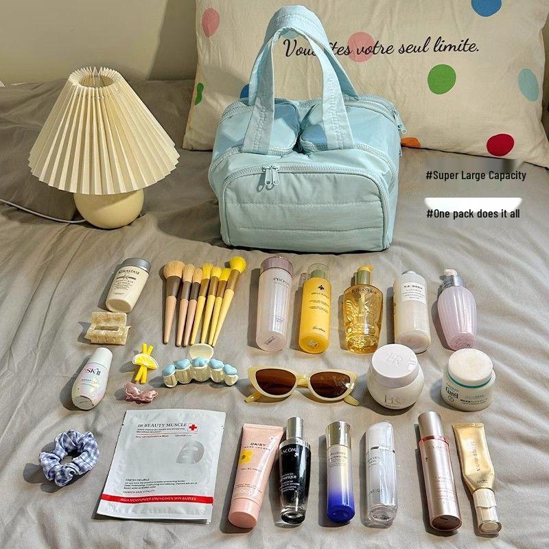 Large Capacity Travel Tote: Women's Portable Makeup & Skincare Organizer with Compartments