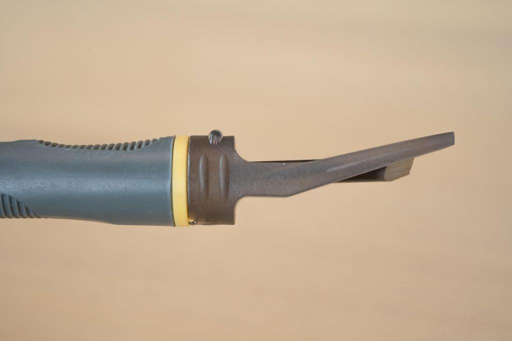 Yoshiharu Cutlery Yoshiharu Carving Chisels with Safety Steel Rubber Set Guard, Blades, Grips, 5-Piece GX-NEO