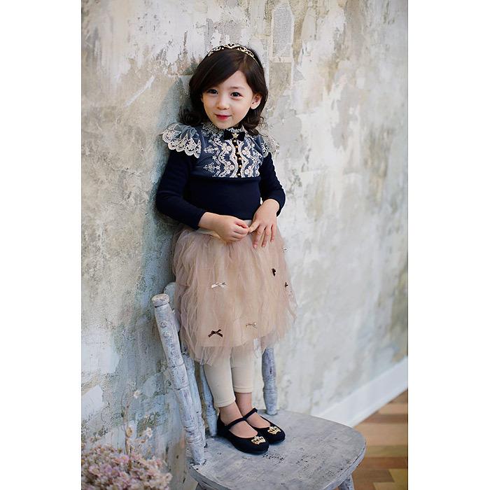 Girls' Thickened Lace Beaded Warm Fleece-lined Winter T-shirt