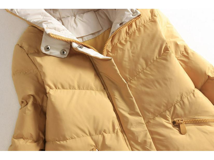 Trendy 2023 Women's Hooded Petite Cotton Jacket – Age-Reducing, Fashionable Short Cotton-Padded Coat