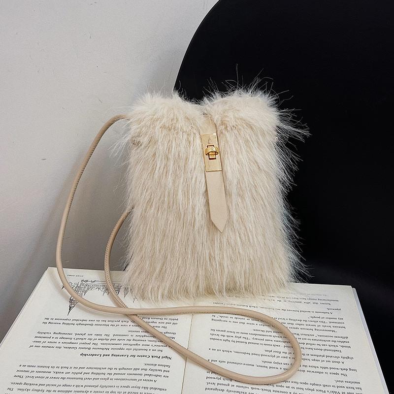 Ielgy Mobile Phone Bag Autumn Winter High-End Fashionable Furry Bag All-Match Casual Plush Shoulder Messenger Bag