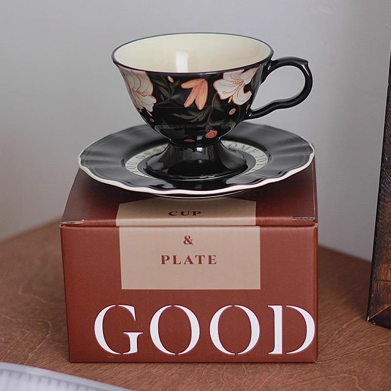 

High end Ceramic Coffee Cups with A High Aesthetic Level Exquisite Afternoon Tea Coffee Cups and A Unique Design Sense Coffee Cup and Saucer Set 200ML