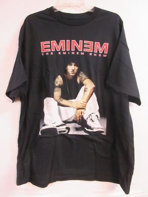 EMINEM OFFICIAL MERCH SITTING 2022 BAND CONCERT MUSIC  2XL / XXL Unisex T-Shirt