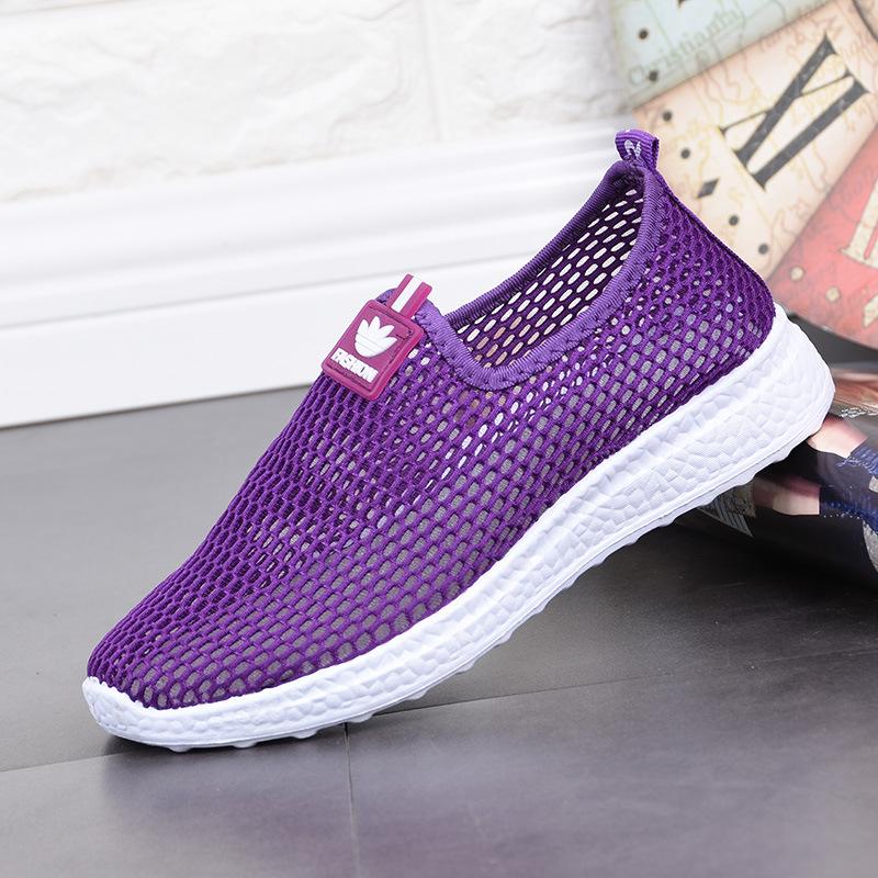 New women's net shoes spring and summer, casual sports mother shoes, medium and old ultra-light and comfortable walking shoes