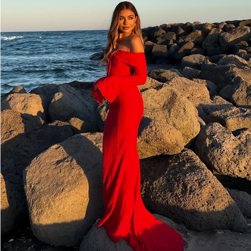 Uthult blonder Ryggløs Slim Lang Kjole Kvinner Stroppeløs Snøring Off Shoulder Kjoler Chic Ny Sexy Kvinne Fest Klubb Kapper