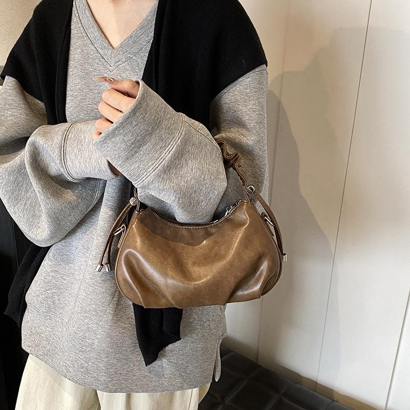 

Нишевый дизайнерский ретро-клатч на плечо через плечо плиссированный под мышкой сумка Spice Girl 2025 осень-зима новая женская сумка высокого класса