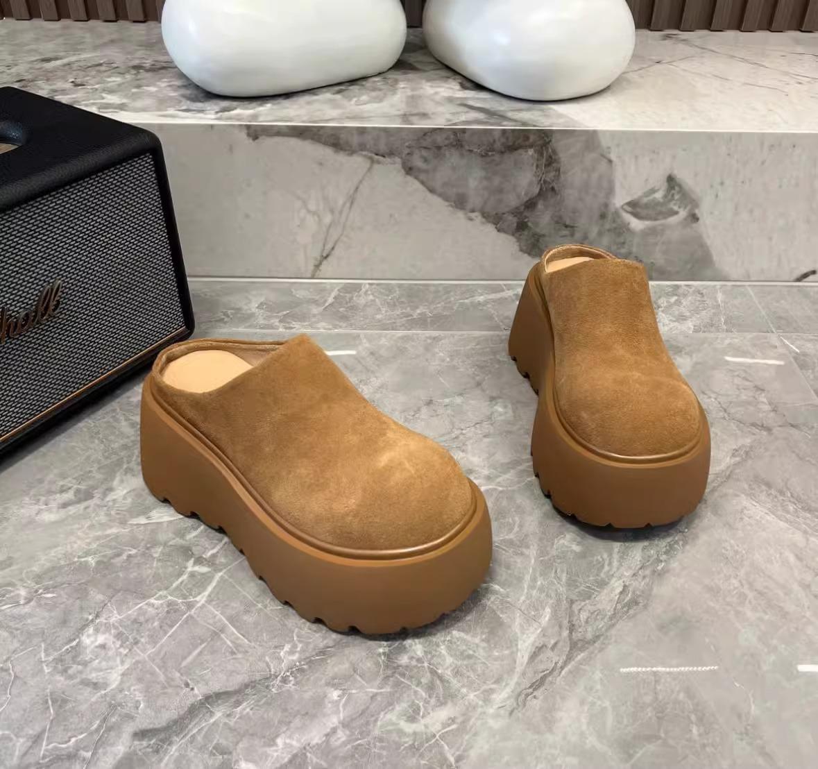 

Guyun Shu Mango head 2024 осень увеличение высоты кексы туфли на танкетке ретро верхняя одежда сумка голова тапочки универсальная женская обувь 35 светло-коричневого