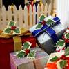 10 Stück Künstliche Stechpalmenbeeren mit grünen Blättern DIY Weihnachts-Kranz Hochzeitsblumen Geschenke Weihnachten Neujahr Festival Dekorationen