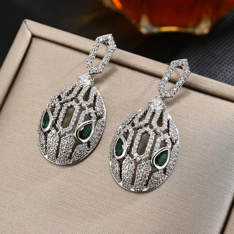 

Европейские и американские легкие роскошные модные серьги, индивидуальный темперамент, элегантные серьги для банкета, вечеринки, женские ювелирные изделия, подарок 1SET