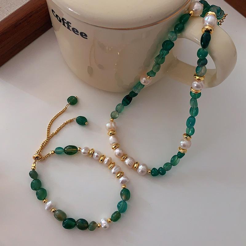 Natural Aventurine Pearl Necklace: High-End Green Crystal Choker for Women In Ancient Literary Style