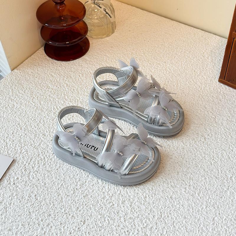 

Girls open-toed sandals 2025 summer new children s princess shoes little girl soft-soled baby beach shoes medium and large children 23