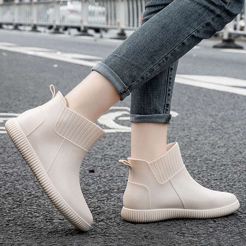 Short tube fashion waterproof shoes women's rubber shoes kitchen work rain shoes rain boots non-slip cover shoes students Korean version outside wear