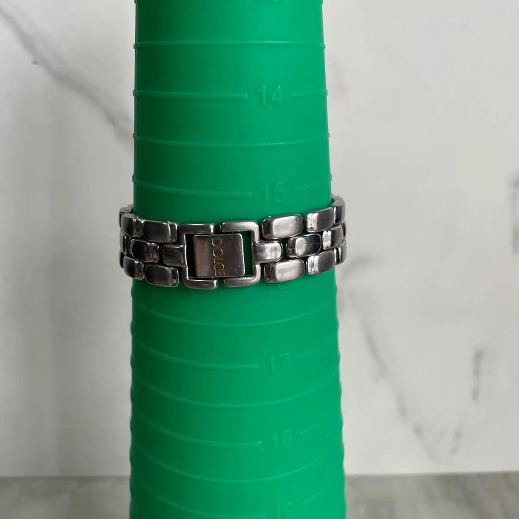 SEIKO Dolce Wristwatch with gold hands and gold men's bar