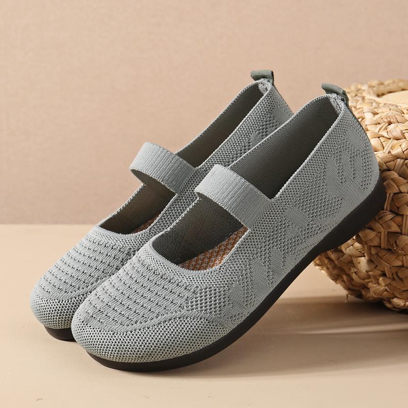 Comfortable Breathable Cloth Shoes with Soft Soles for Women