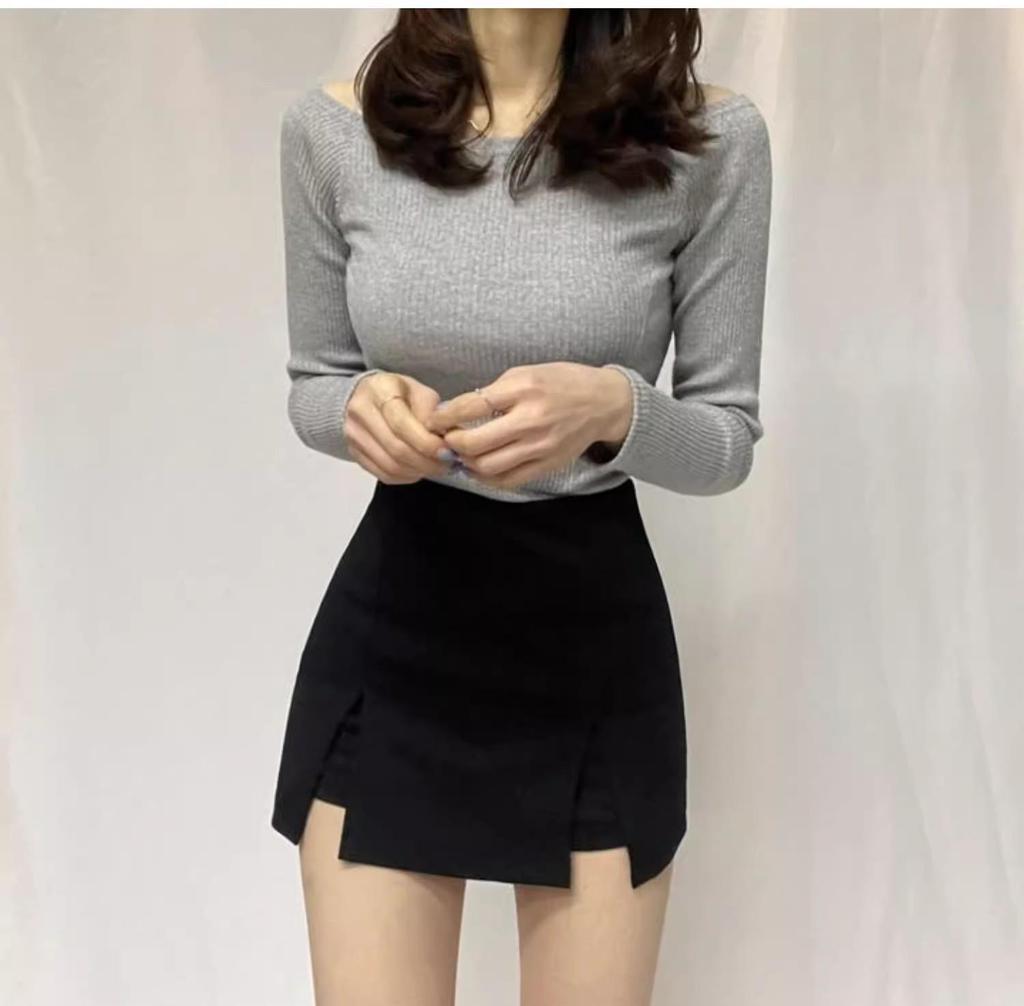 Schwarze knielange Rockhose für Damen - Sommerliche schlankmachende High-Waist-Rockshorts mit Schlitz