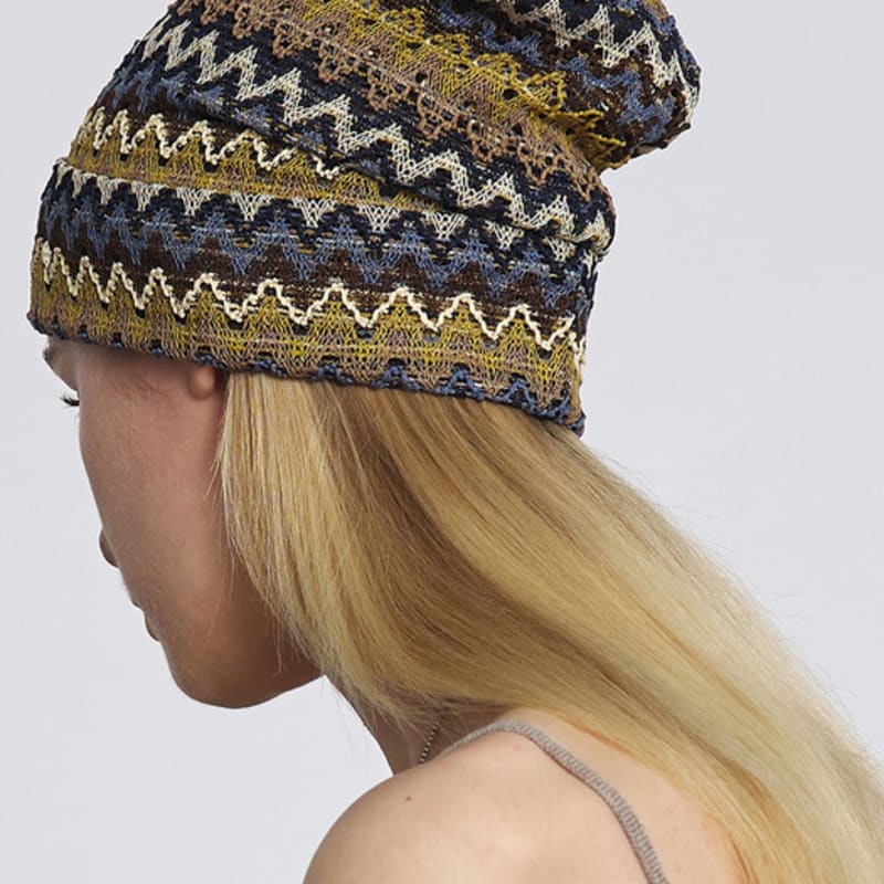 

UNDERCONTROL STUDIO SQUARE NET BEANIE / C ORIENTAL / mix NAVY FREE
