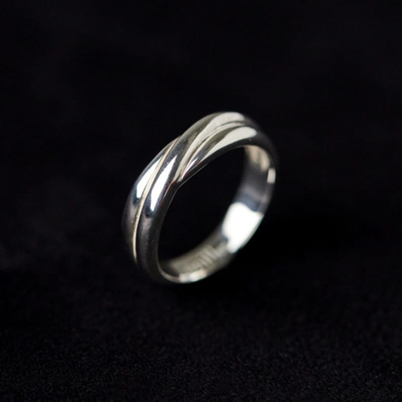 Onill 05-02 Embrace (Ring)