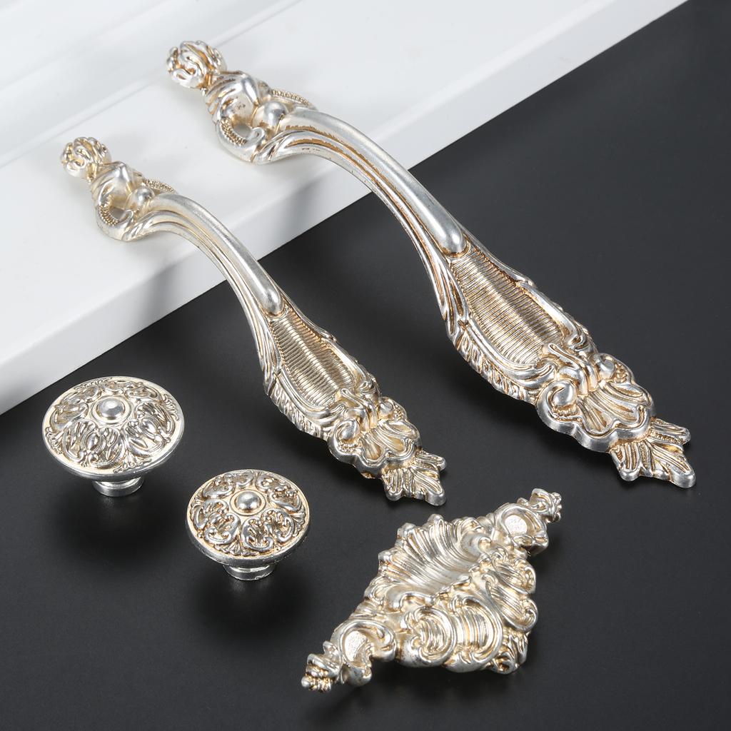 DRELD Antique Wardrobe Door Pull Furniture Handle Retro Silver Garden Drawer Handle Classical Handle Knob Home Decor 32/96/128MM
