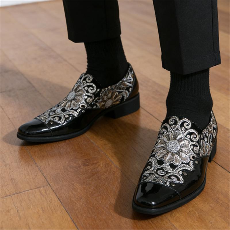 Módní Nové Pánské Špičaté Nýtované Sequin Slip-on Boty Britský Gentleman Punk Svatba Homecoming Pánské Tenisky