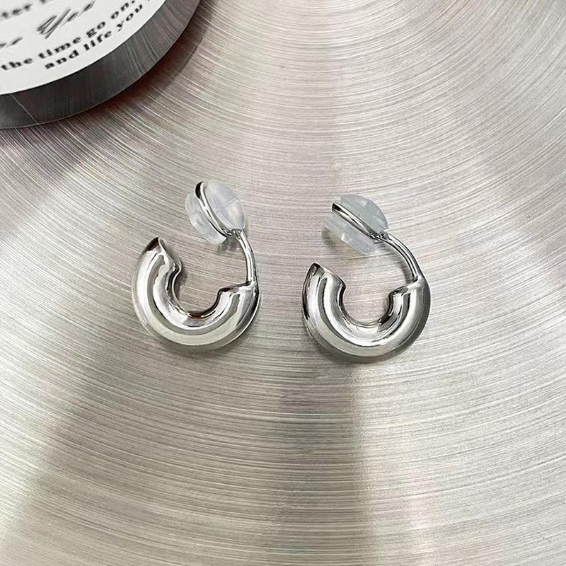 Golden Golden Ear Clip Without Piercing Women's New Simple Ring Ear Clip Ear Earrings