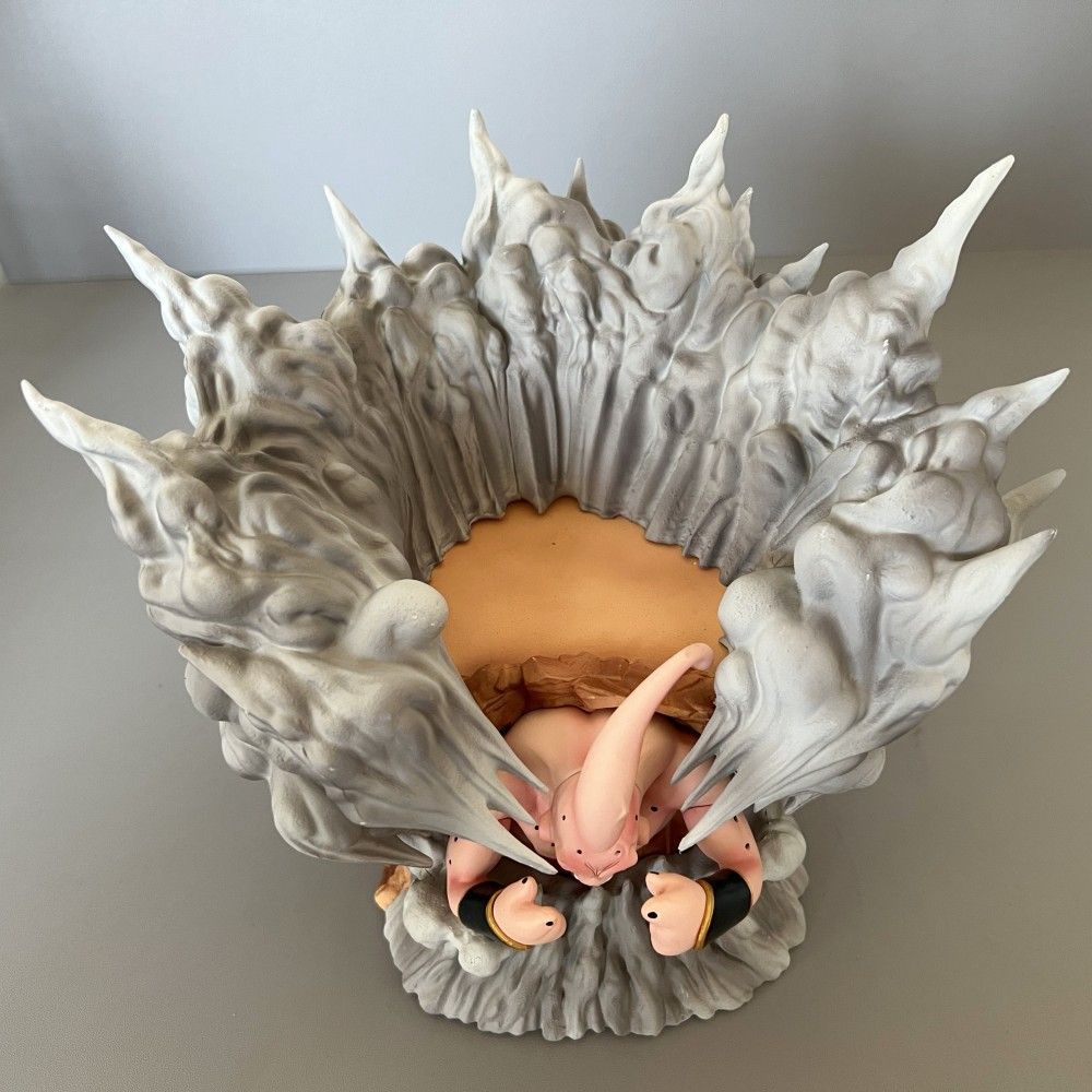 Dragon Ball FC Majin Buu z podstawką, gniewna mina, figurka, model, dekoracja, produkt kolekcjonerski GK, anime