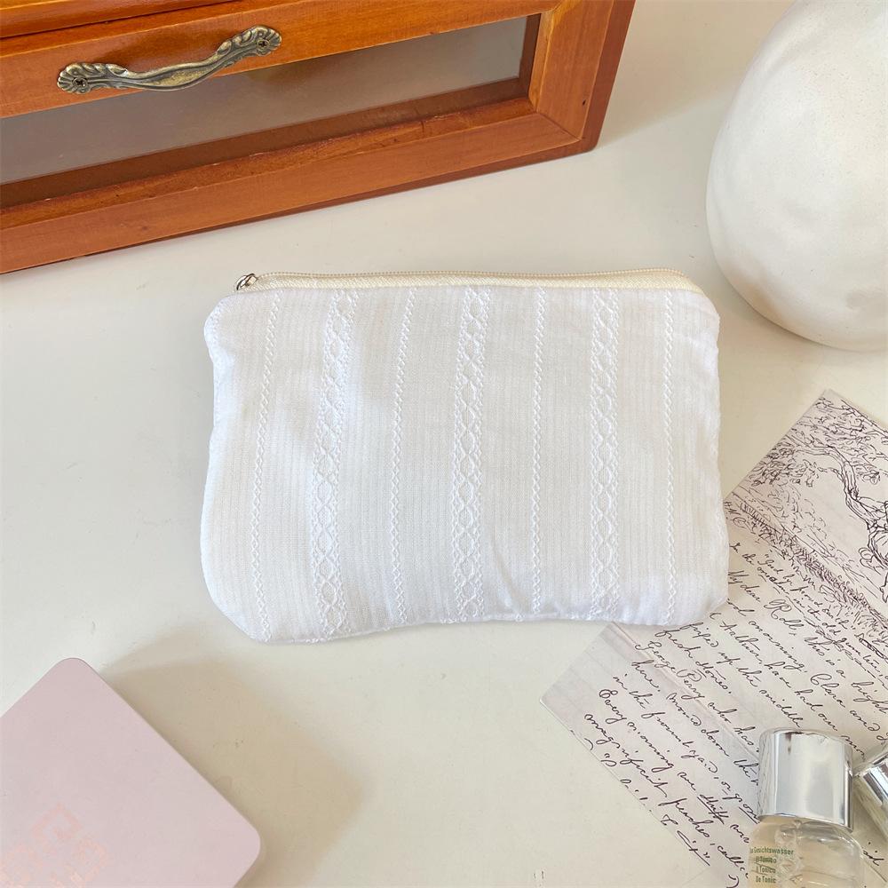 2025 Summer New Vertical Lace Stripe Makeup Bag Large Capacity Cosmetic Pouch Travel Coin Purse