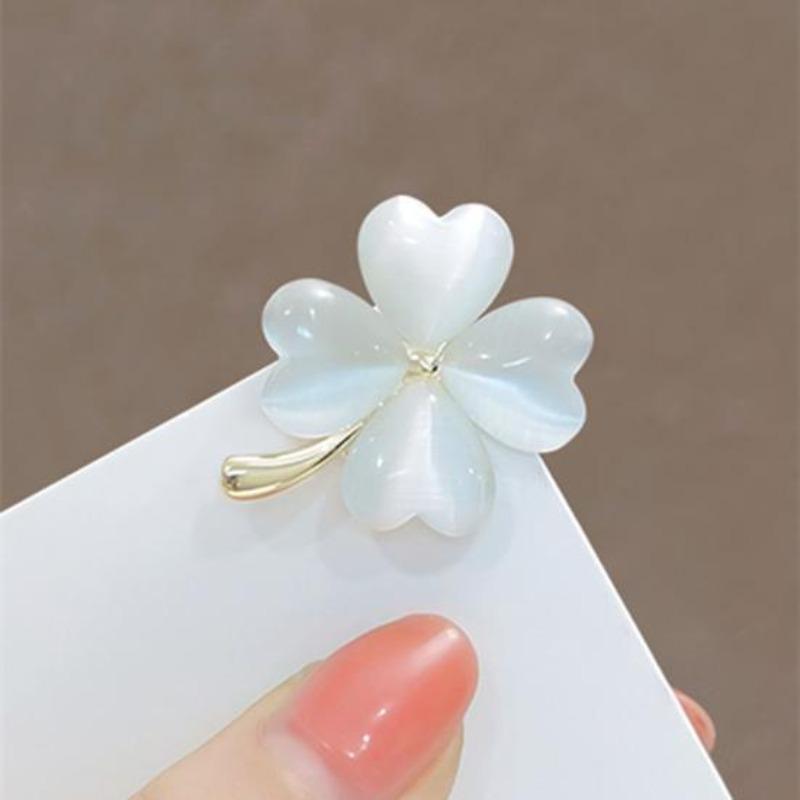 Jetel brož Formální oblečení Límec Dekorace Rostlinná Brož Hladký Realistický tvar listu Antikorozní