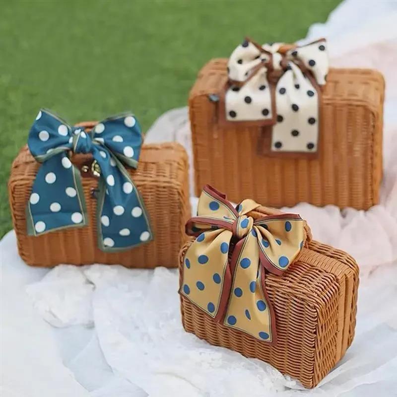 Košík Ratanový proutěný kufr Piknik Tkaný úložný prostor Vintage Box Kabelka Košík Camping Dárkový koš Kufr Rustikální pouzdro Farmhouse Retro