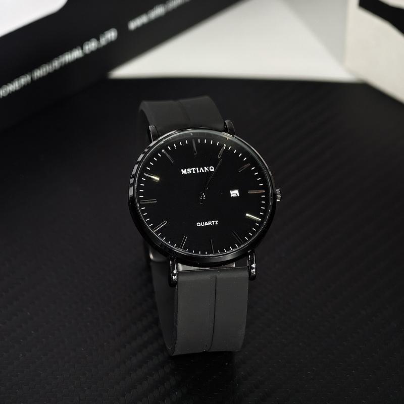 Business Watch Men'S Trend Fashion Magnetic Buckle Luminous Quartz Watch