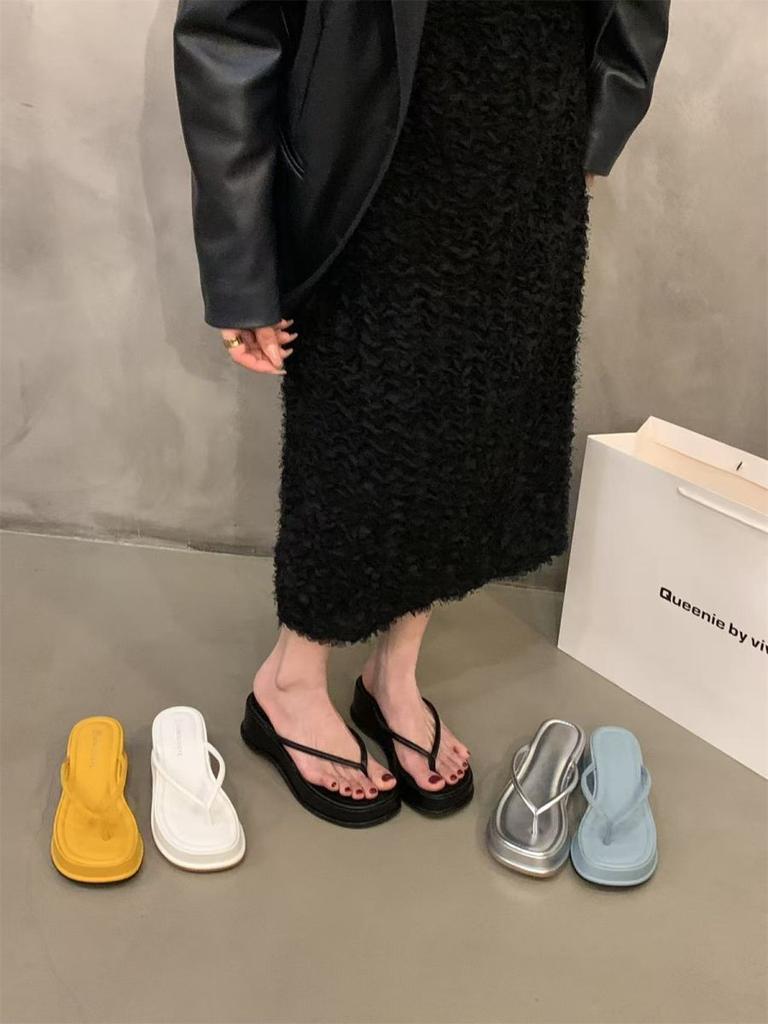 Wedge Heel Heightened Pinch Flip-flops Fairy Shoes 2025 New Summer Outer Wear Holiday Thick-soled Sandals