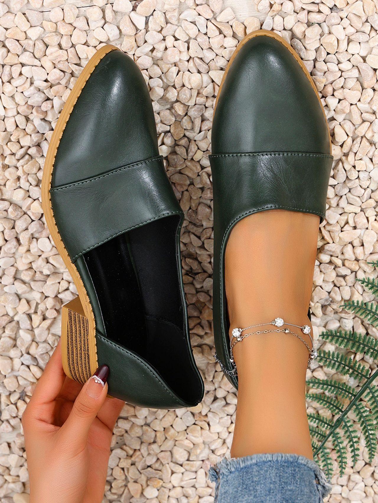 

Импортные ботинки Челси большого размера с квадратным каблуком, летние 2025 года, новые остроносые туфли с боковыми отверстиями, женские ботинки в европейском и американском стиле, пятно 36 зелёный