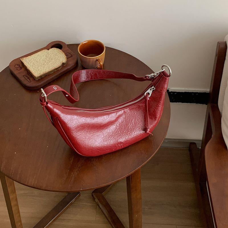 

Micocah Retro Casual Black Crossbody Chest Bag Cherry Red
