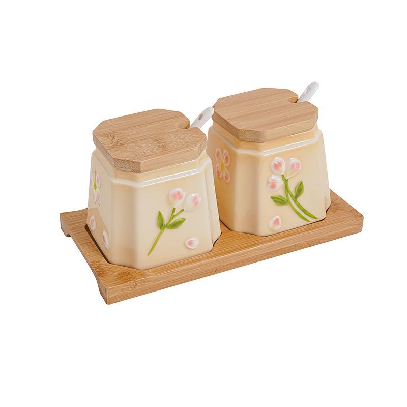 

Japanese Relief Hand-painted Ceramic Spice Jar Set Wooden Lid and Wooden Tray Household Kitchen Combination Seasoning Box