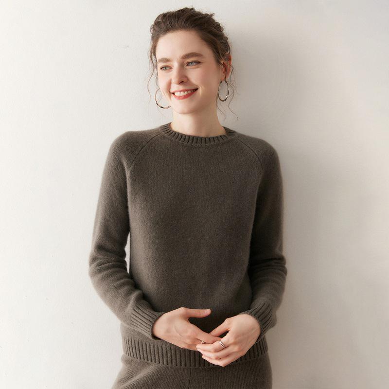 Women's Thick Three-Strand Cashmere Drop-Shoulder Sweater - 2025 Autumn/Winter Collection, Round Neck Base Layer Top