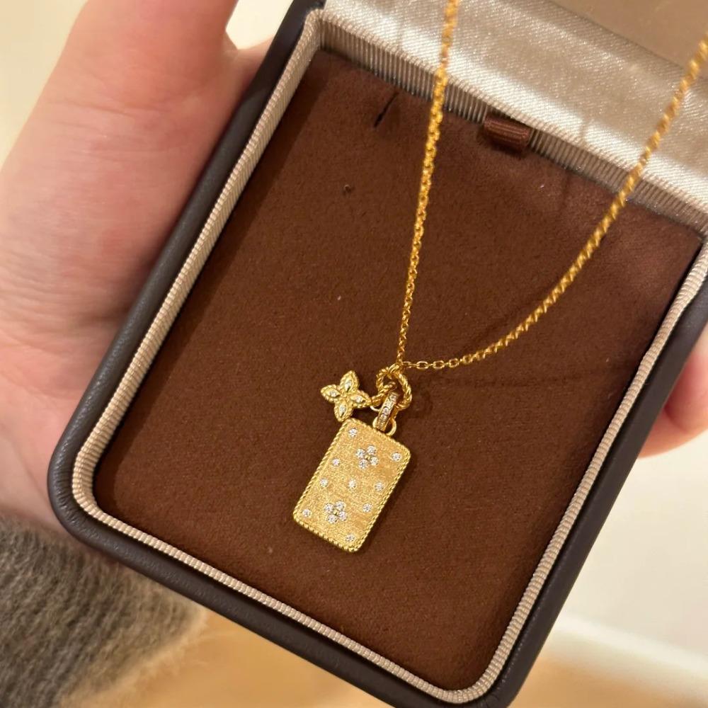 Vintage Four Leaf Clover Double Sided Brushed Pendant Necklace Fashion Luxury Diamond Inlaid Gold Pendant For Women